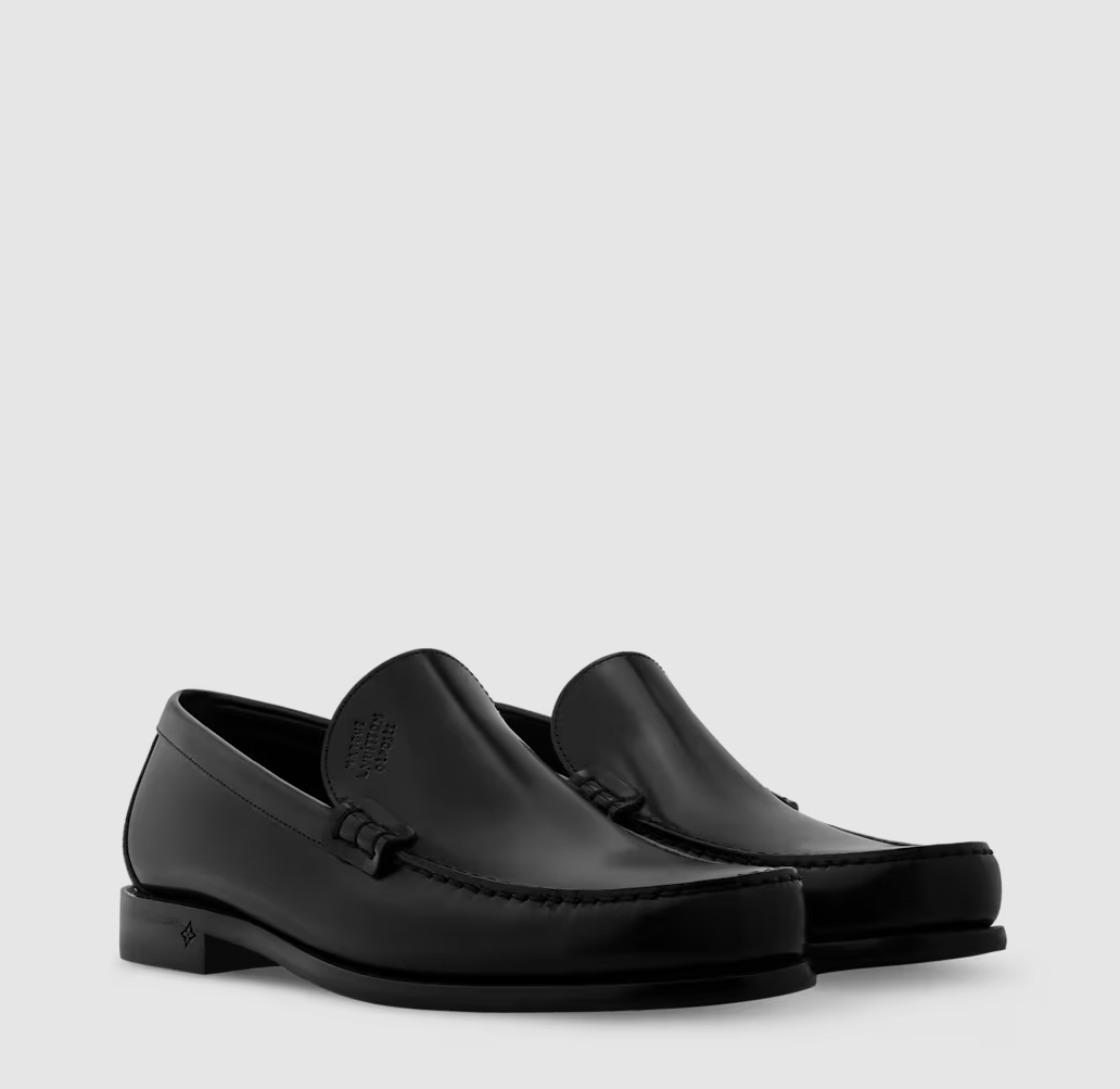 Major Black Leather Loafer