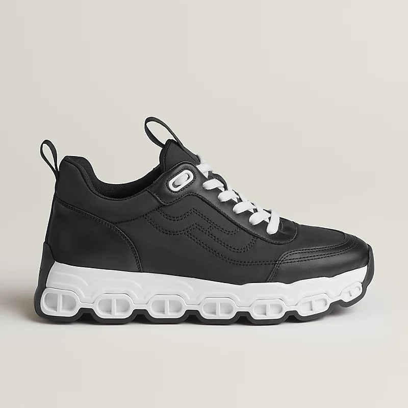 Impulse black sneaker