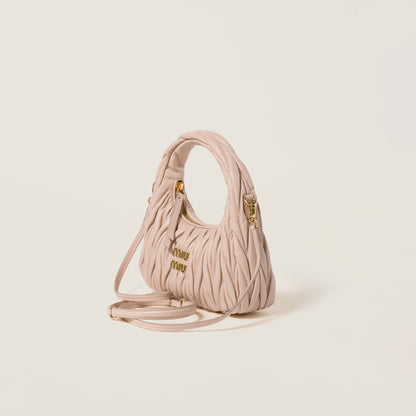 Small Wander hobo bag in cipria matelassé nappa