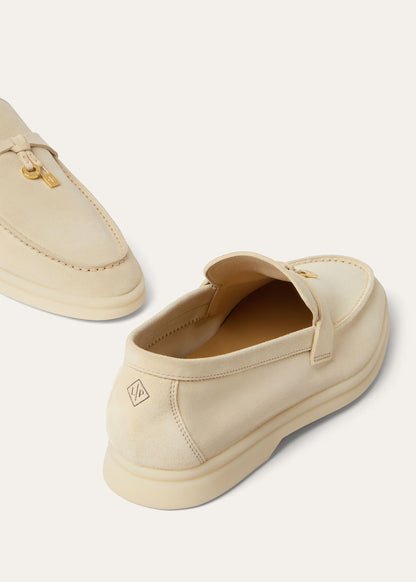 Sommerliche Charme-Loafer in Beige