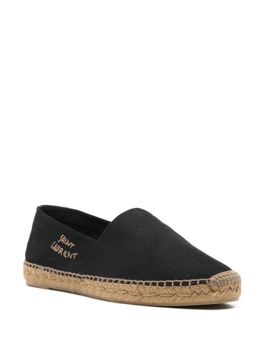 Espadrilles mit schwarzem, gesticktem Logo