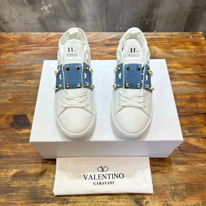VLTN Rockstud Open leather sneakers in white/blue