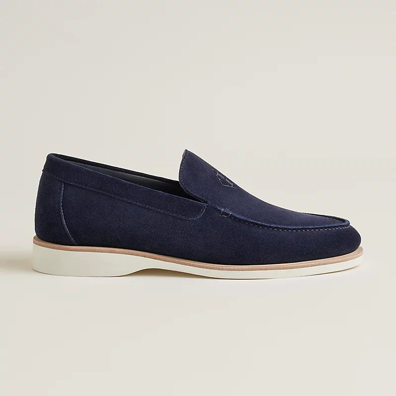 Dark blue suede low loafer