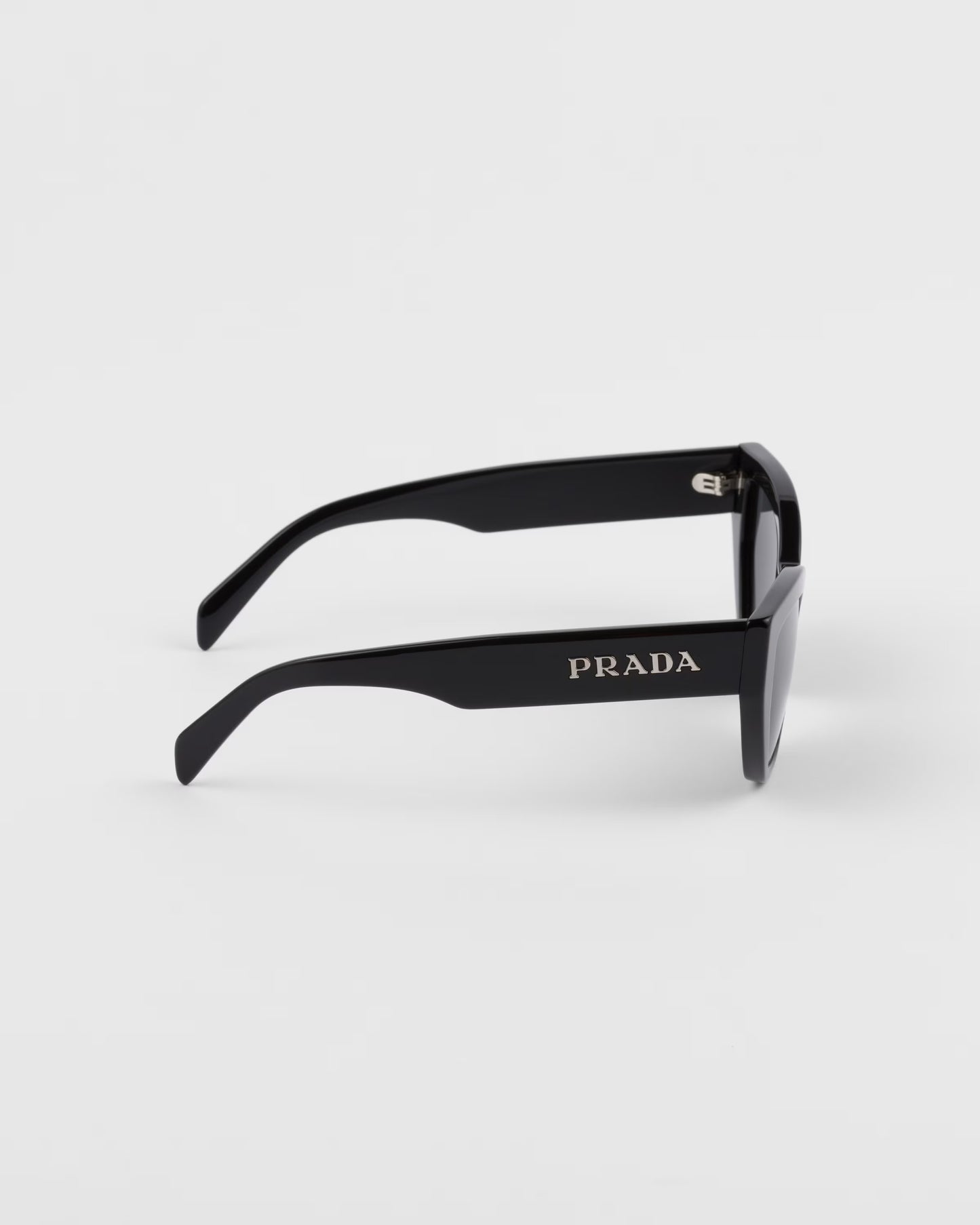 Black cat-eye sunglasses with logo