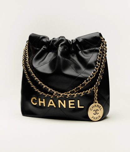 Mini 22 bag in shiny black calfskin and gold-tone metal