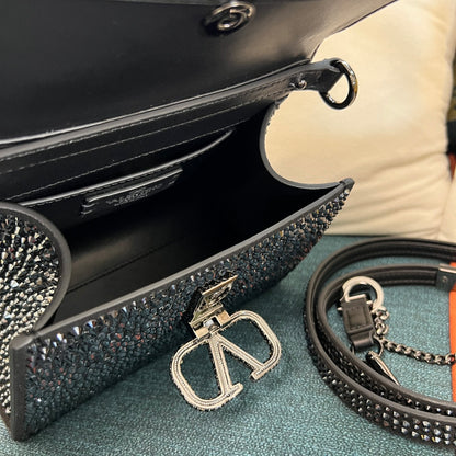 VSling mini borsa impreziosita da cristalli glitter nero