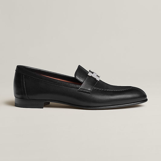 Paris loafer nero con fibbia argento