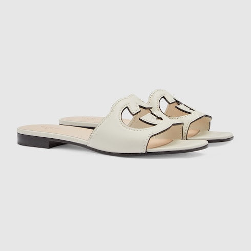 Women's slider sandal with white leather Interlocking G