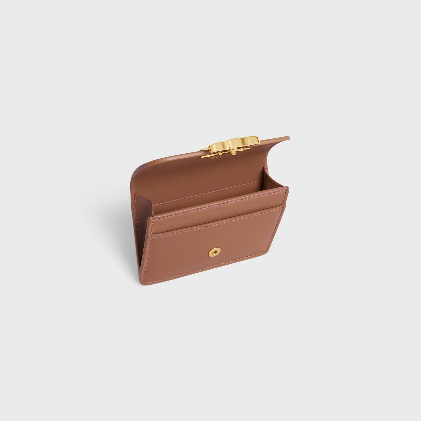Portacarte con patta Triomphe in pelle di vitello lucida bronzo