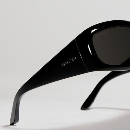 Men's black rectangular sunglasses