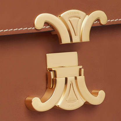 Borsa Triomphe Classique in pelle di vitello naturale tan