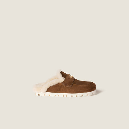 Cocoa suede clogs