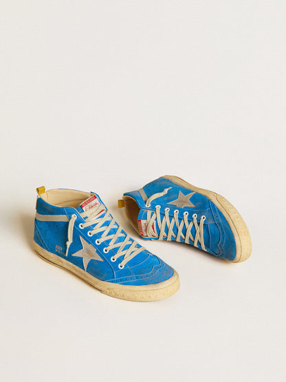 Suede con stella in pelle laminata e talloncino in pelle