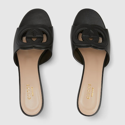 Women's slide sandal with black leather Interlocking GG