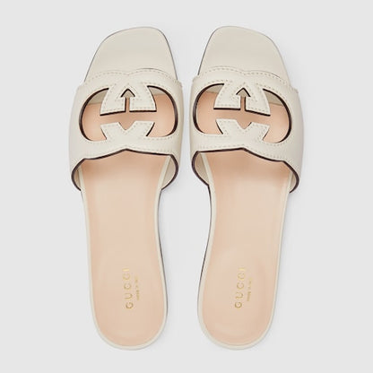 Women's slider sandal with white leather Interlocking G