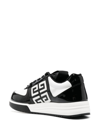 Niedrige Sneaker mit geprägtem 4G-Logo