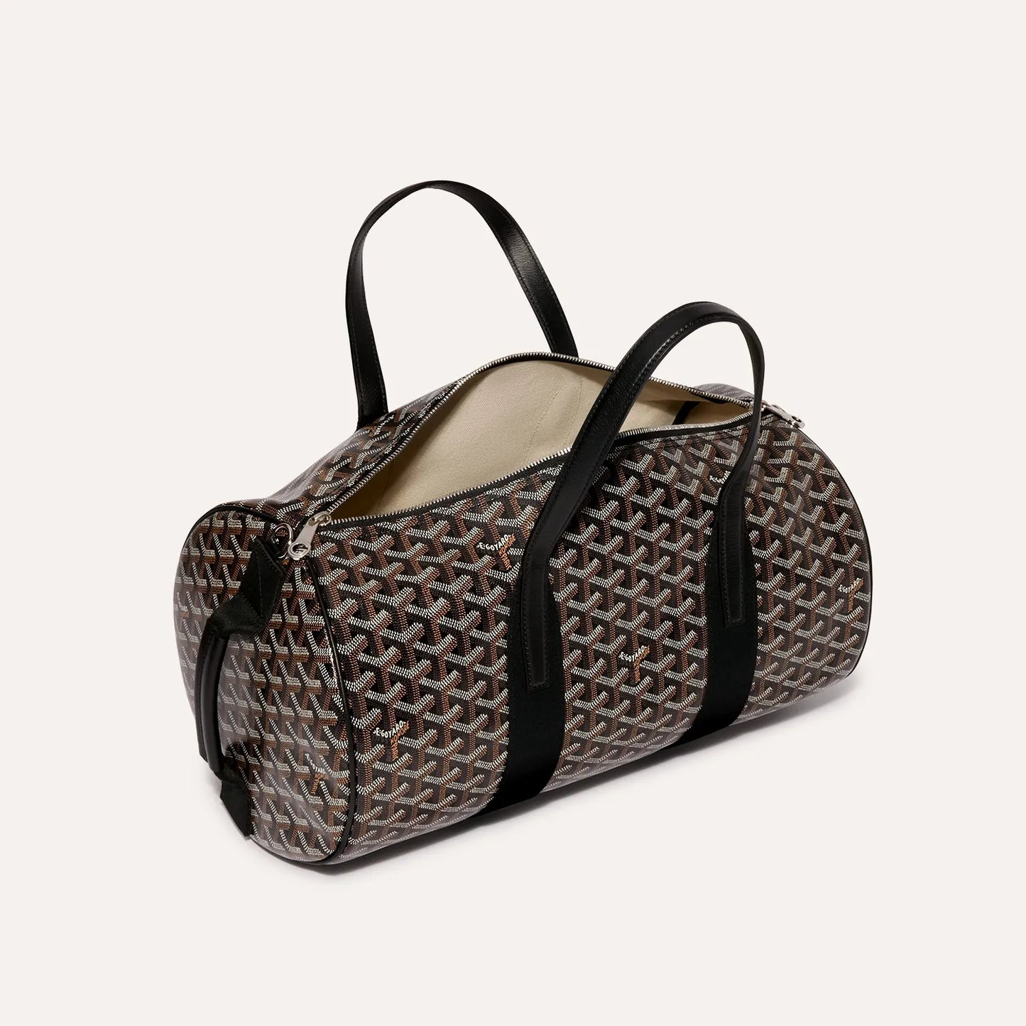 Barrel 40 Sports Bag Black