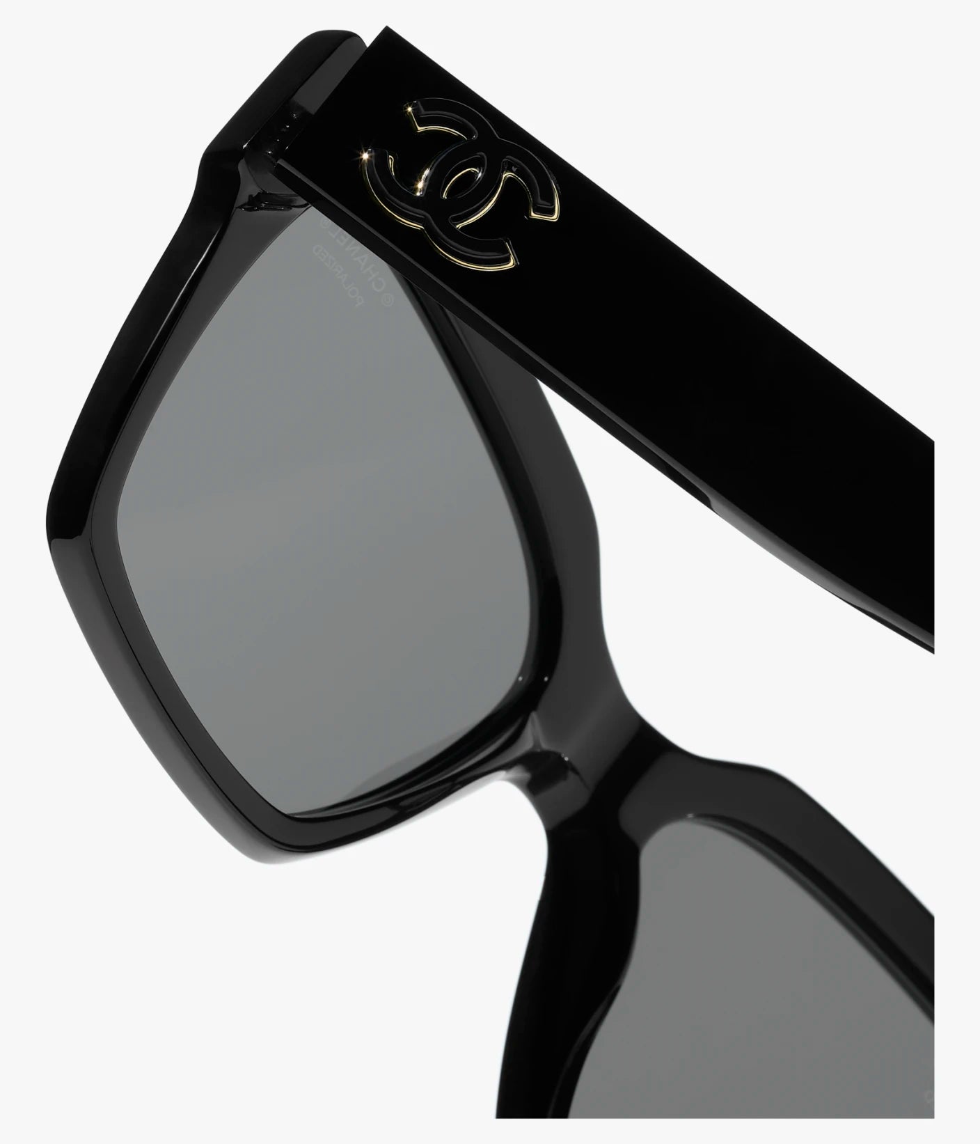 Occhiali da sole Butterfly in acetato nero con lenti nere