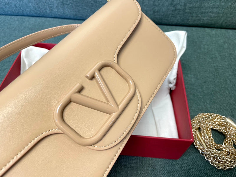 Borsa a tracolla in pelle di vitello Locò Beige