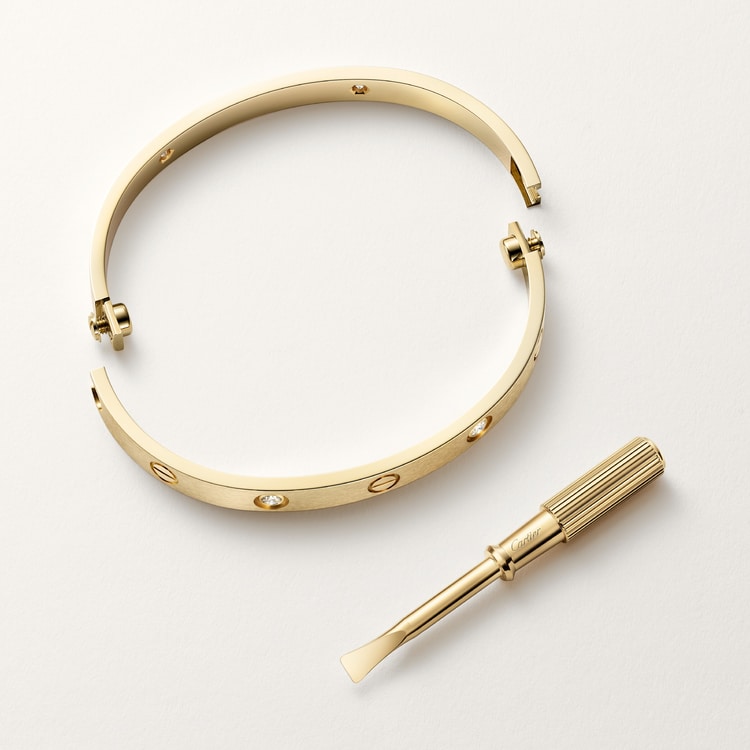 LOVE bracelet, classic model, 4 diamonds, in gold color