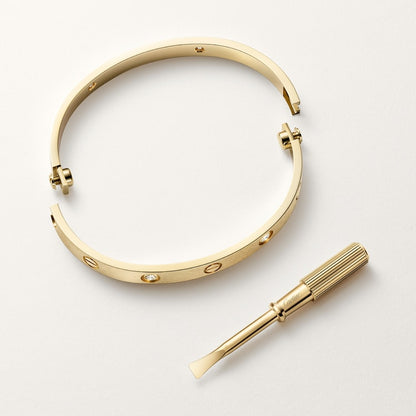 LOVE bracelet, classic model, 4 diamonds, in gold color