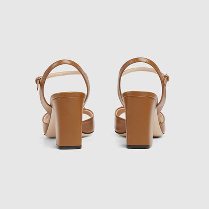 Damen-Sandalette mit braunem Lederknebel