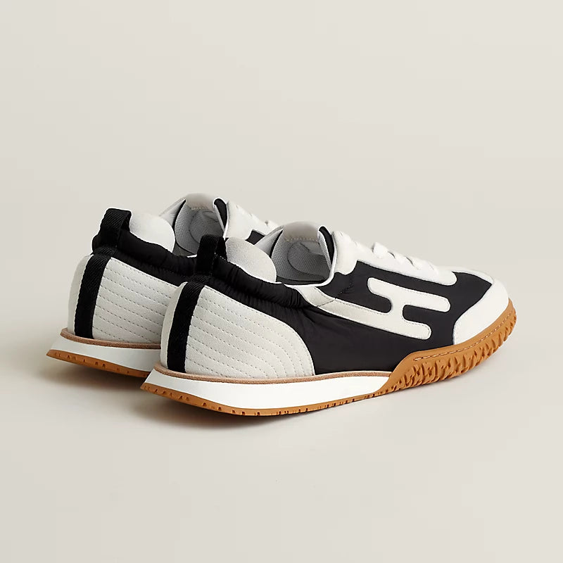 Black / white Jet sneaker