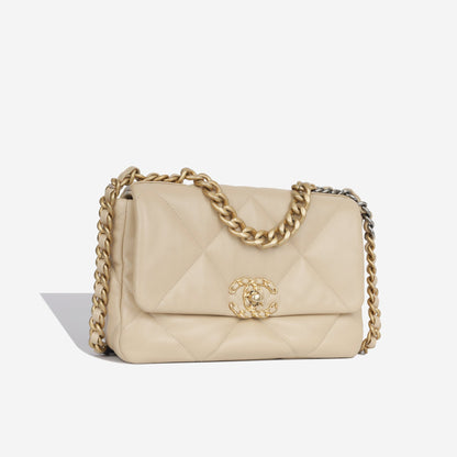 19 Small Flap Bag Beige