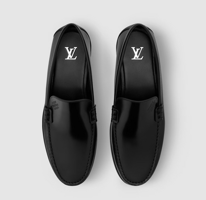 Major Black Leather Loafer
