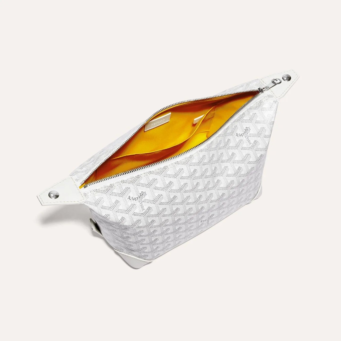 Bowling 25 Toiletry Bag White