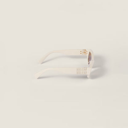 Miu Glimpse low-shape sunglasses milky white frame Chocolate lenses