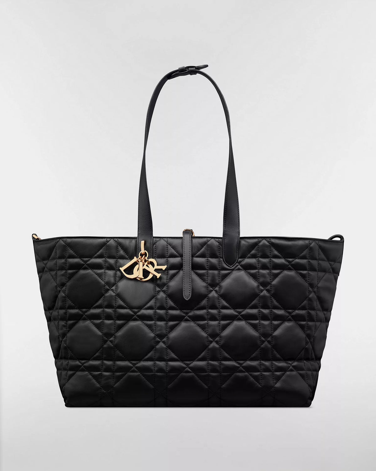Borsa grande Dior Toujours in Pelle di vitello Macrocannage nera