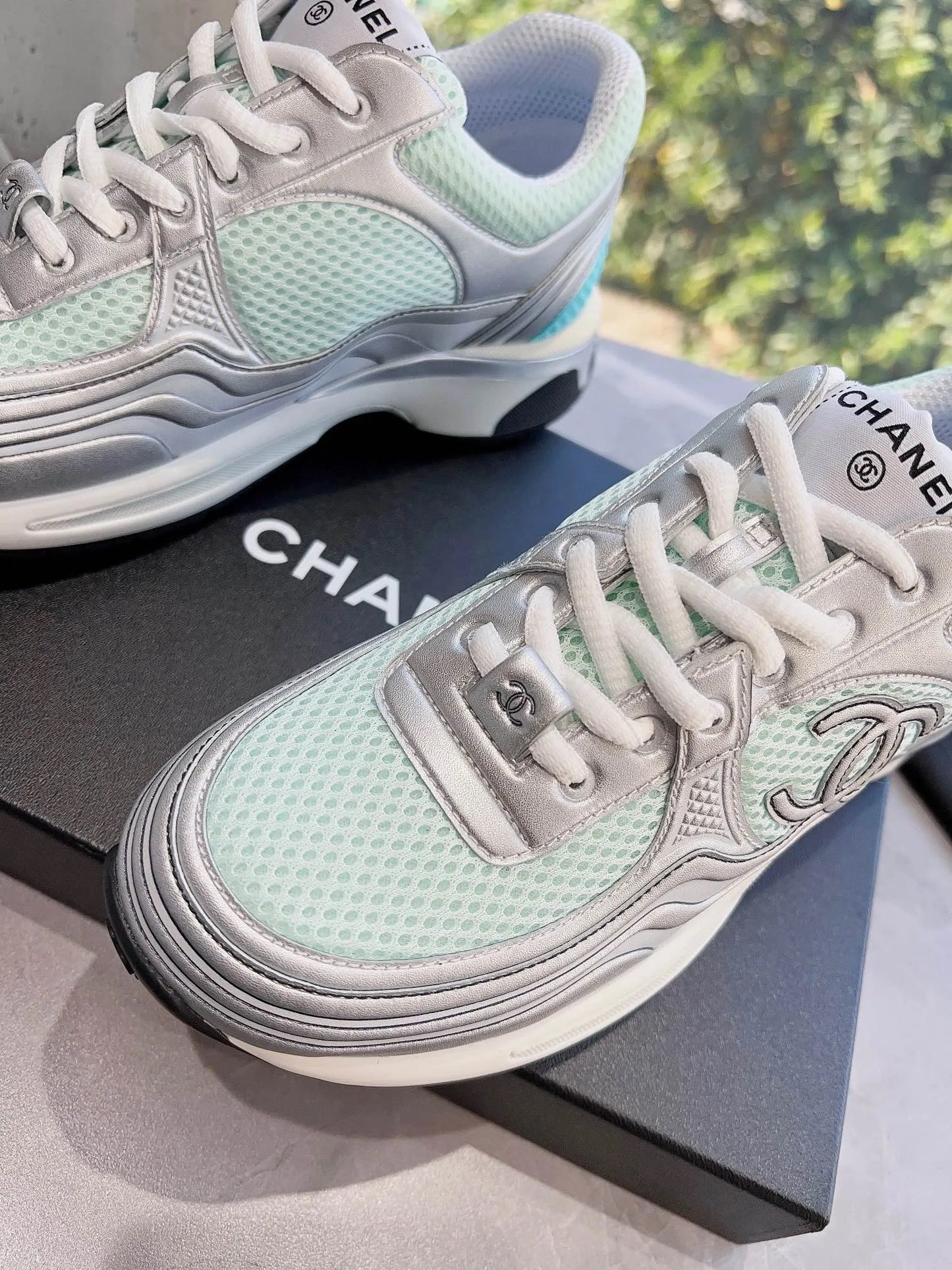 Mint mesh suede sneakers