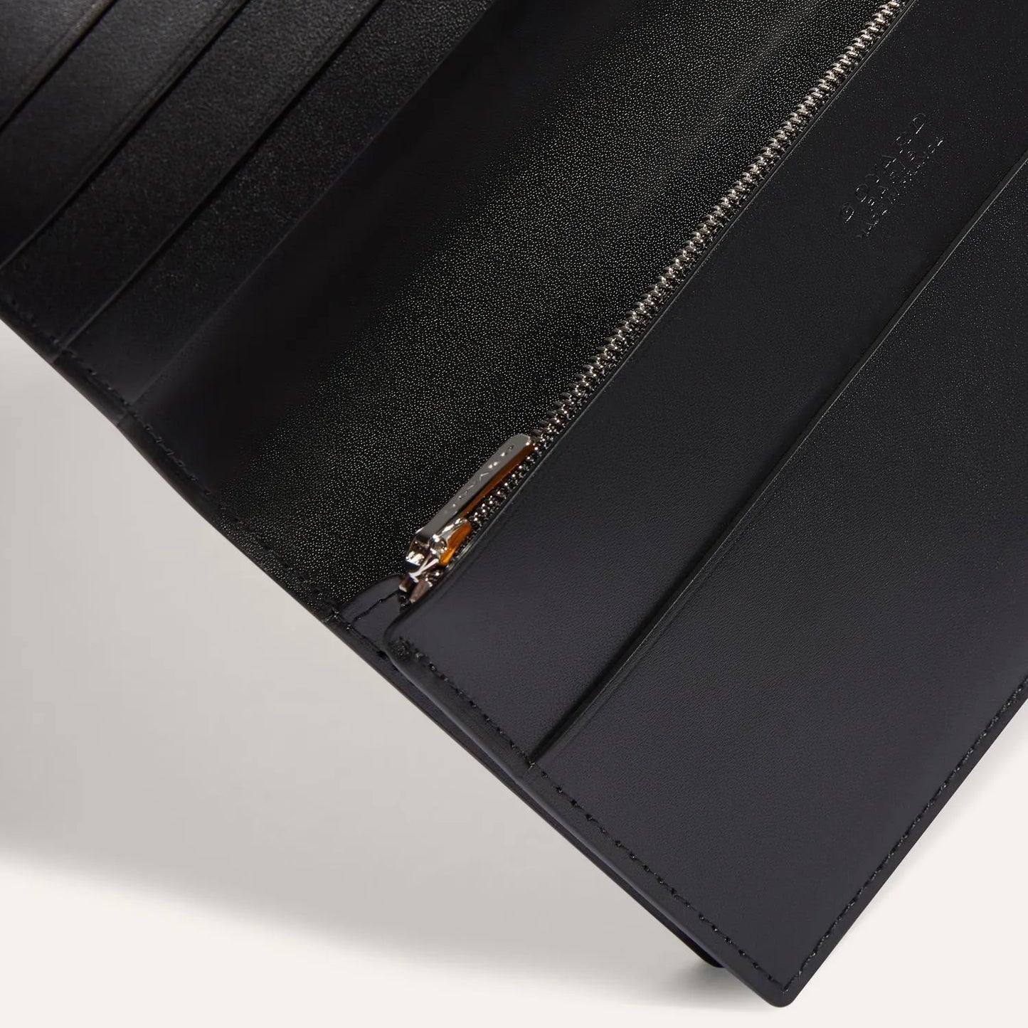 Richelieu Wallet Black