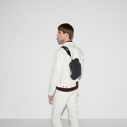 Borsa a tracolla GG nero misura piccola tessuto GG Supreme nero