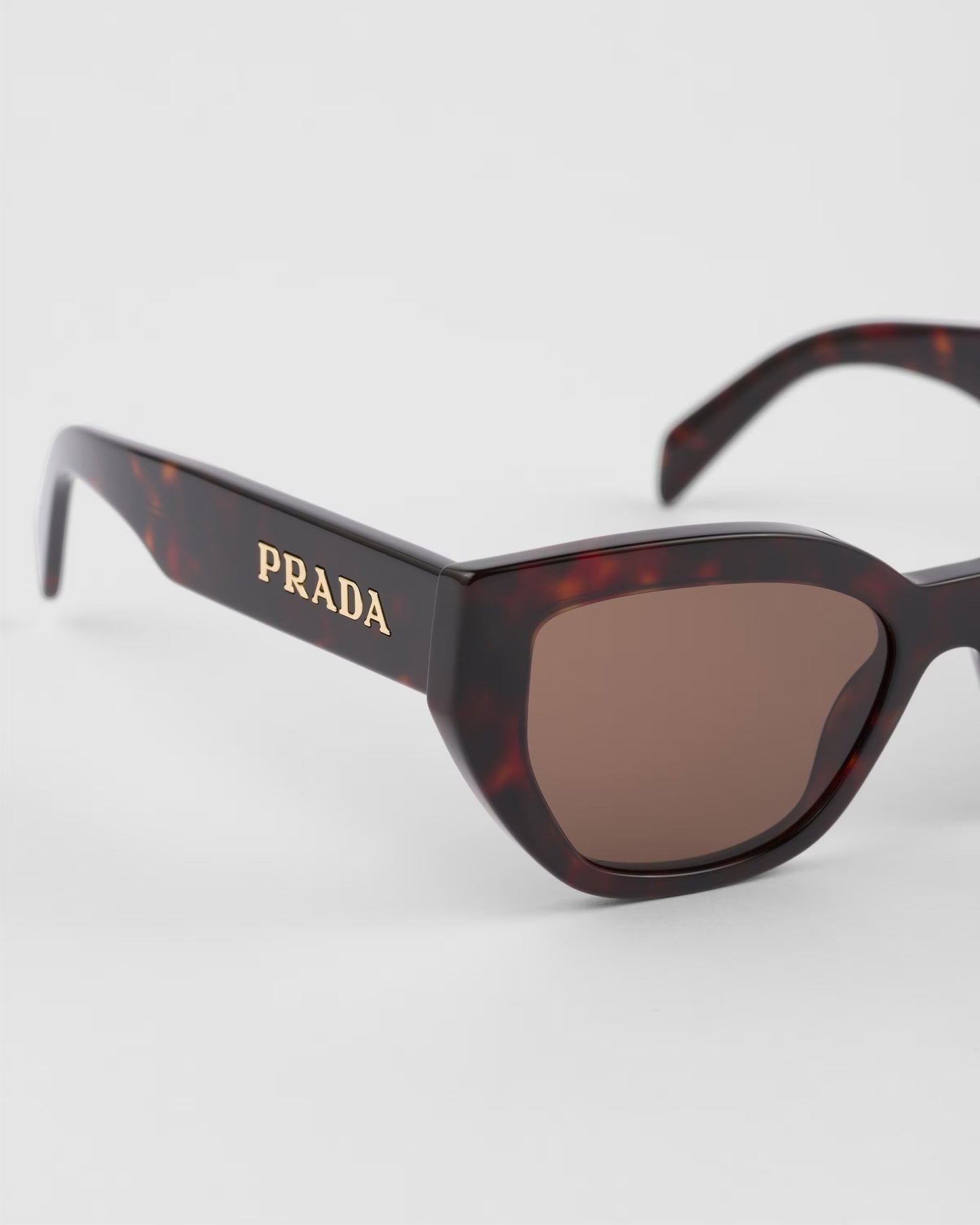 Cat-eye sunglasses with logo Coffee Brown