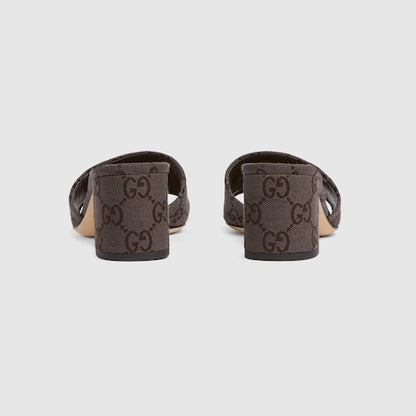 Women's slider sandal with dark brown GG fabric clamp