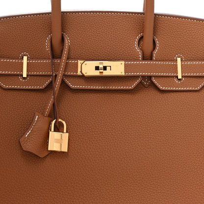 Birkin 25 Gold Togo mit goldfarbenen Beschlägen