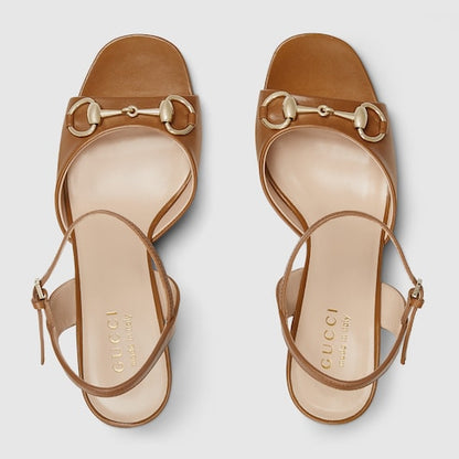 Damen-Sandalette mit braunem Lederknebel