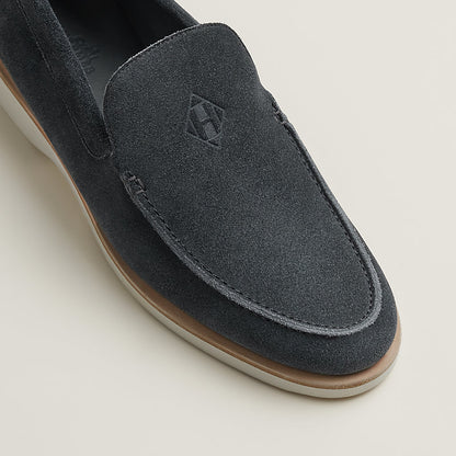 Dark grey suede low loafer