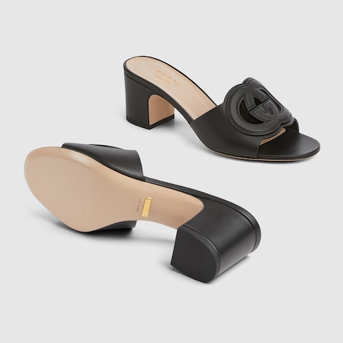 Women's slide sandal with black leather Interlocking GG