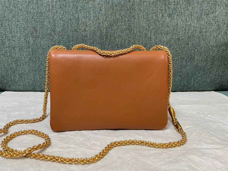 BORSA A TRACOLLA IN PELLE ONE STUD MARRONE