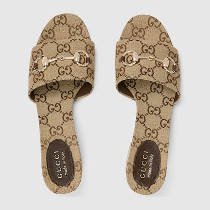 Women's slider sandal with GG camel and brown fabric clamp