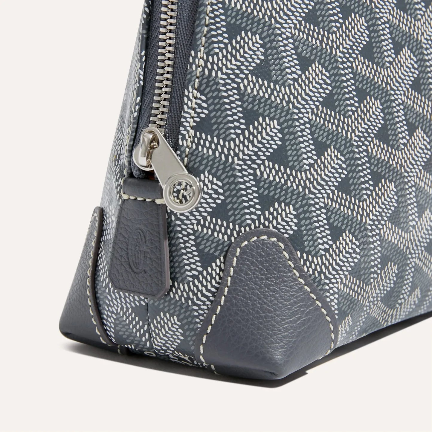 Vendôme Cosmetic Pouch Grey