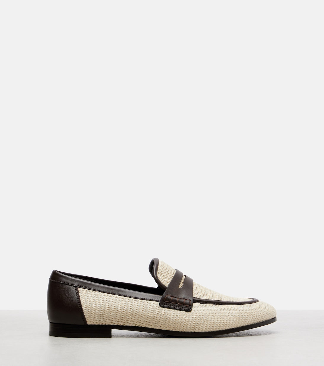 Braided leather loafers with beige/black leather trim