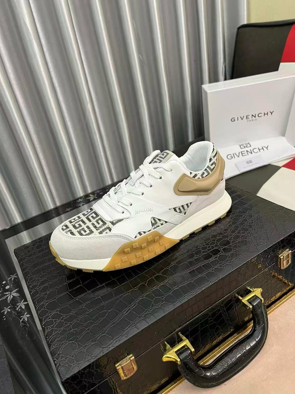 Sneakers G-Move in pelle e suede Beige
