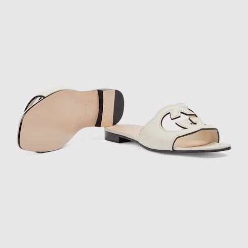Women's slider sandal with white leather Interlocking G