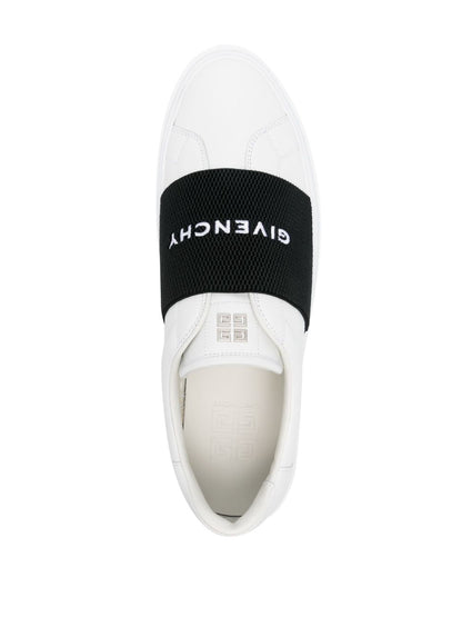 Urban Street white sneakers