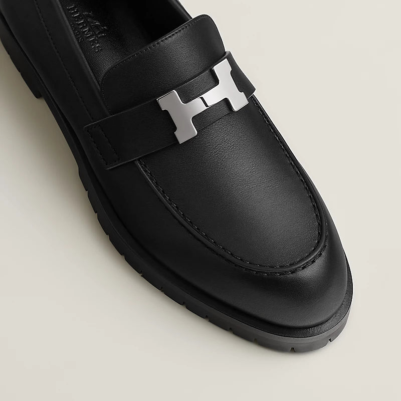 Faubourg black leather loafers