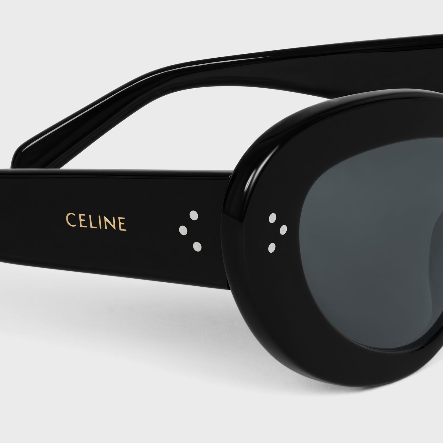 Occhiali da sole a farfalla S320 in acetato nero donna